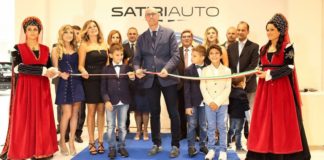 satiri auto ford