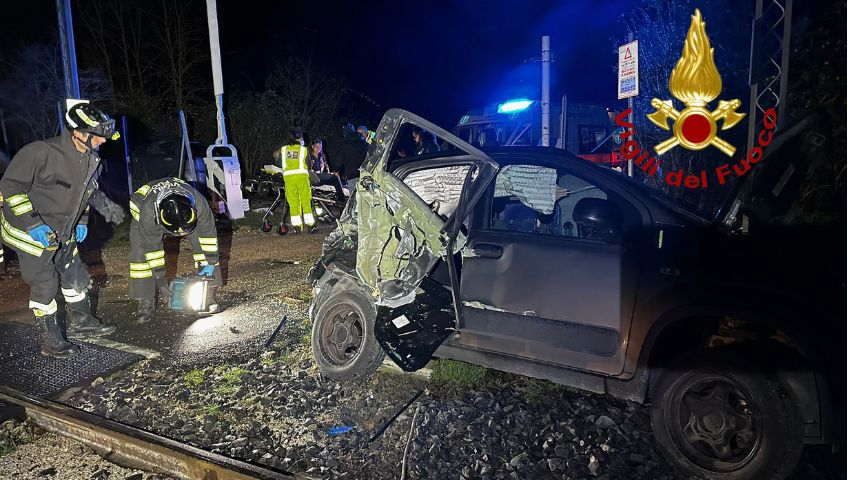 incidente passaggio a livello 1