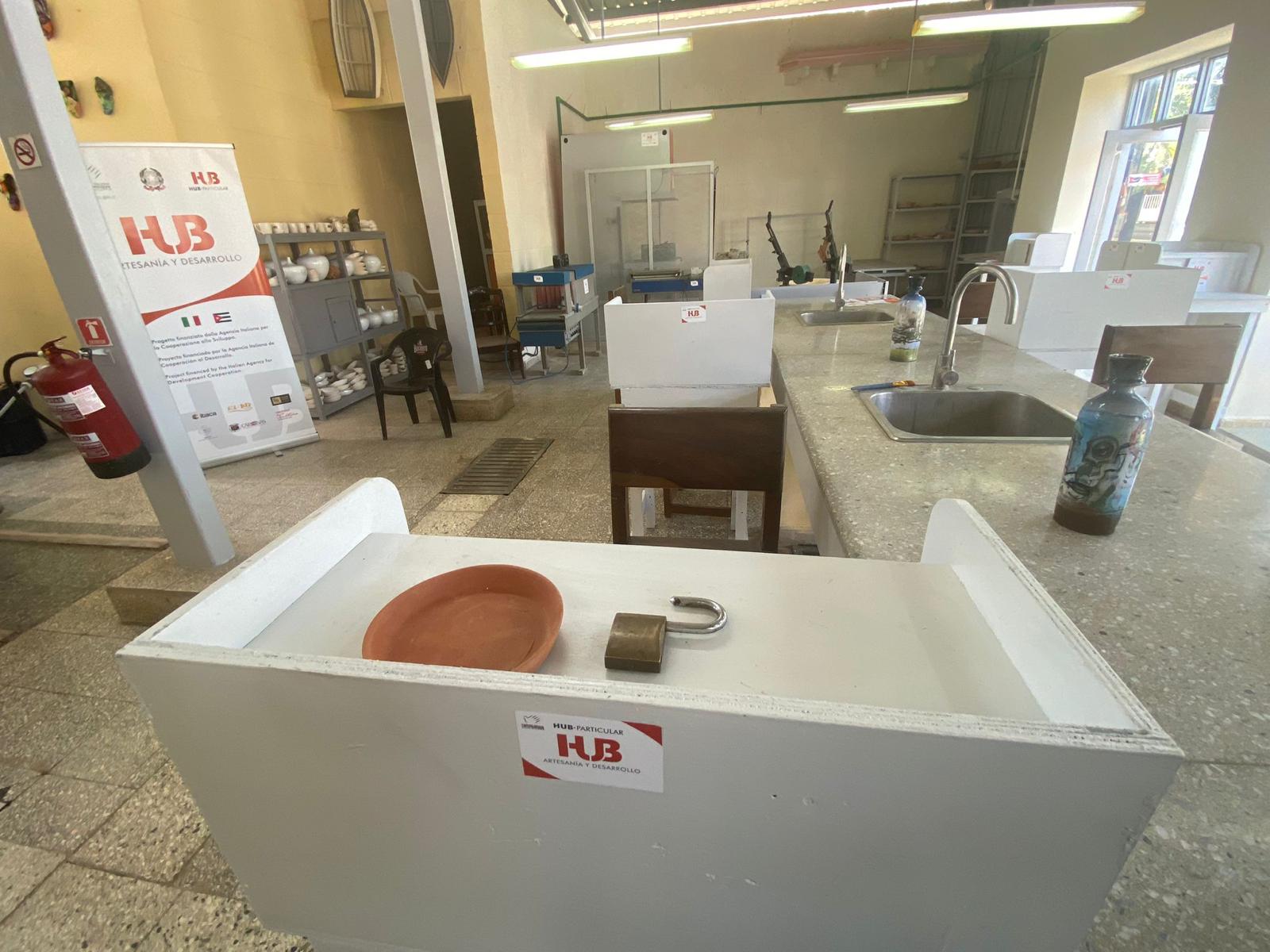 Il laboratorio ceramico di Varadero