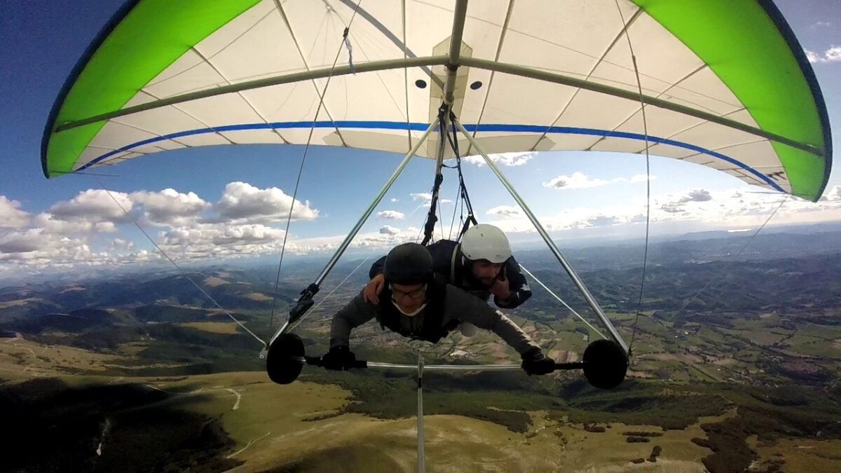 volo libero monte cucco