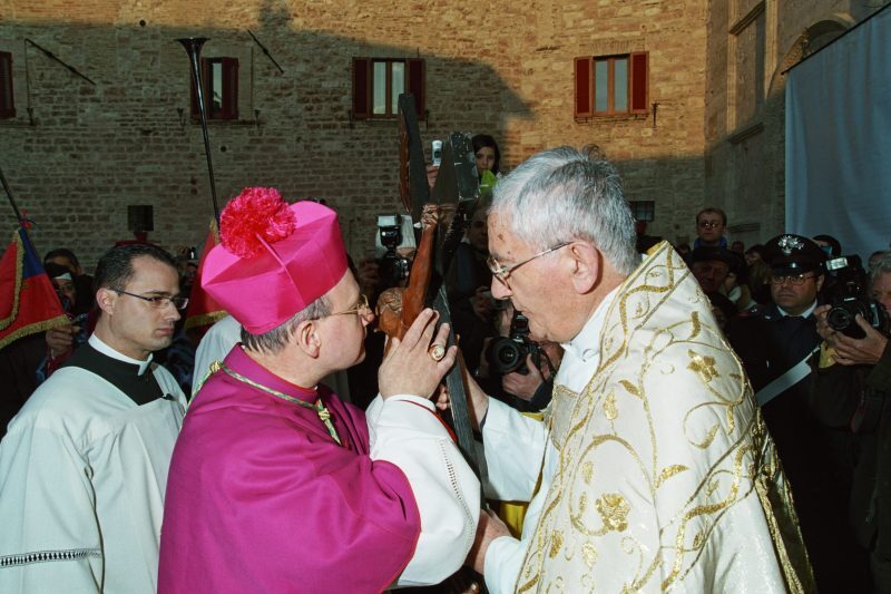 monsignor domenico sorrentino 2006