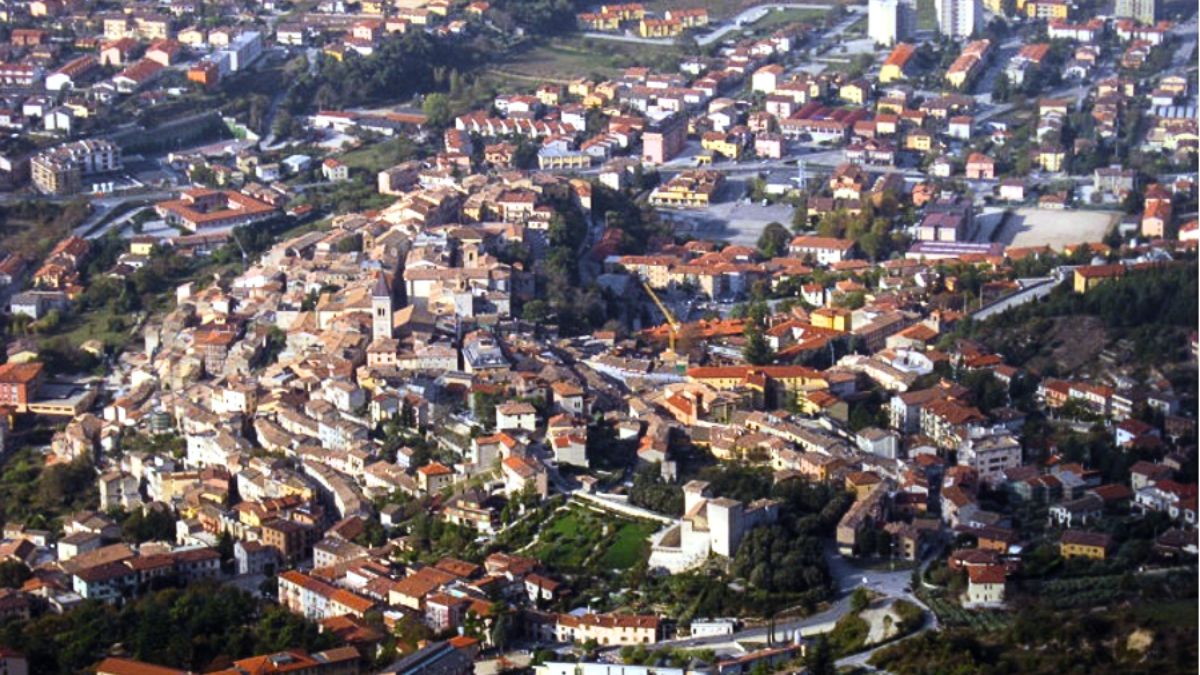 gualdo tadino cuore centro storico