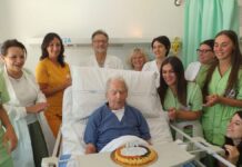 108 anni e un grazie a medici e infermieri, Ernesto ha spento le candeline all’ospedale di Branca