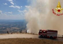 Incendio sul Monte Cucco, il grazie del sindaco di Sigillo ai soccorritori: “Avete limitato le conseguenze del rogo”