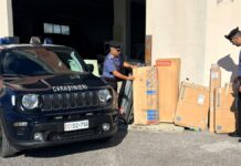 Fossato di Vico, nel furgone materiale edile rubato per 6mila euro: denunciati padre e figlio