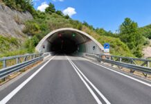Riaperta la SS 318 dopo l’incidente a Casacastalda